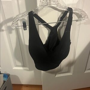 Seamless Black Racerback Sports Bralette